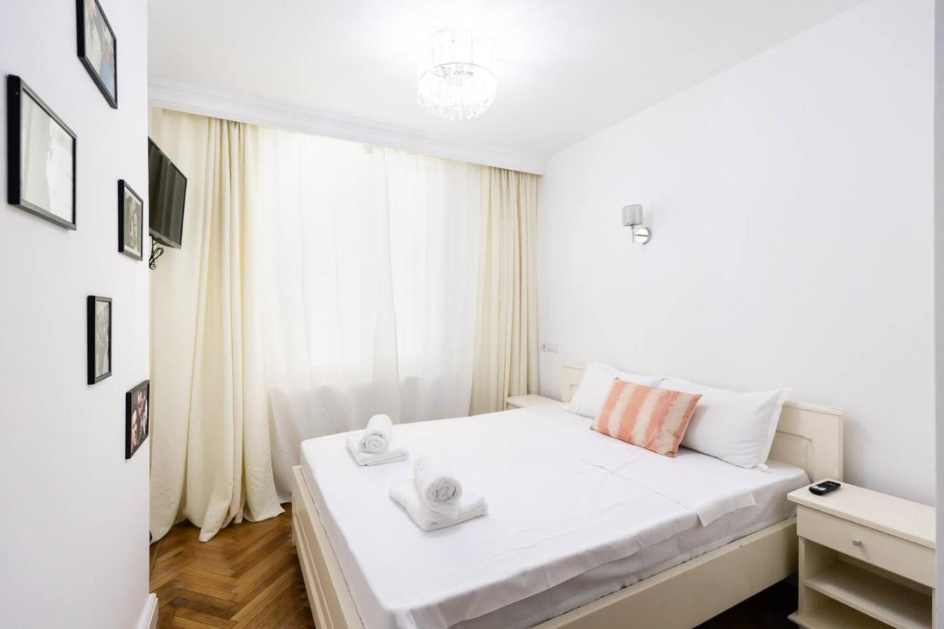 New York Bucureşti